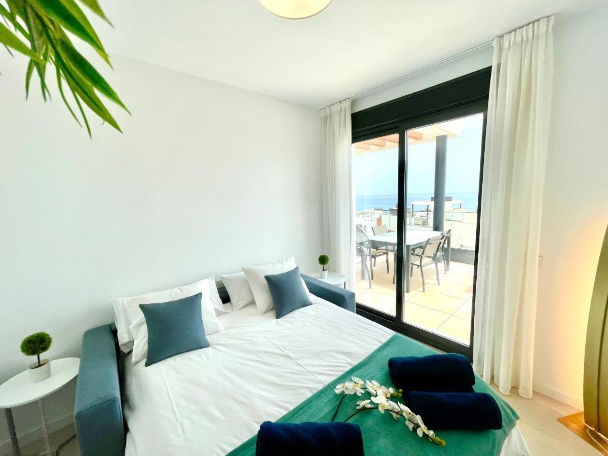 Beach Paradise In ฟูเอนฮิโรลา ภายนอก รูปภาพ